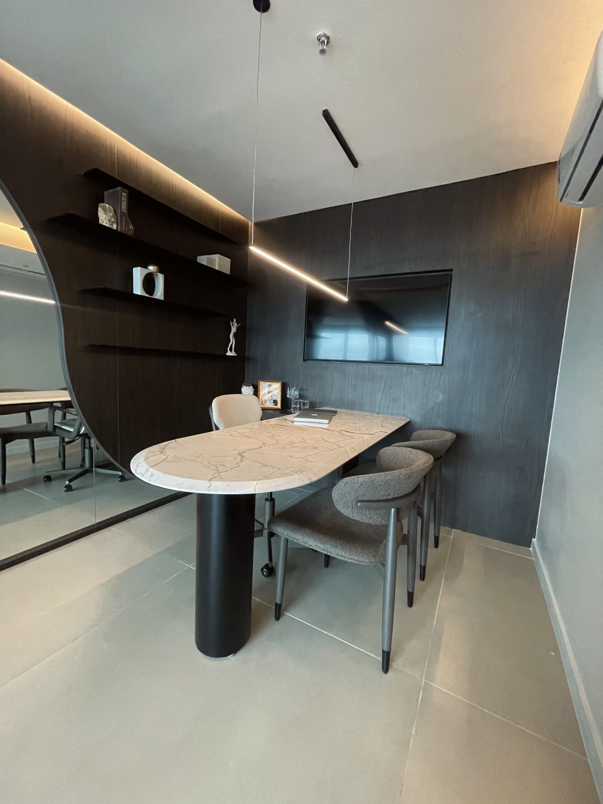 Sala de atendimento da Dra. Lisandra Lago em Feira de Santana